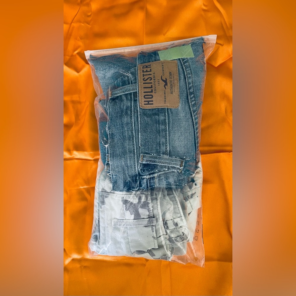 Crafter’s Denim Fabric Pieces  Treasure Bag Approx. 1.75lbs. - Picture 3 of 5